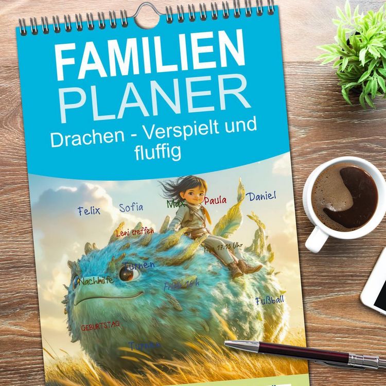Produktbild: Familienplaner 2026 - Drachen - Verspielt und fluffig mit 5 Spalten (Wandkalender, 21 x 45 cm) CALVENDO