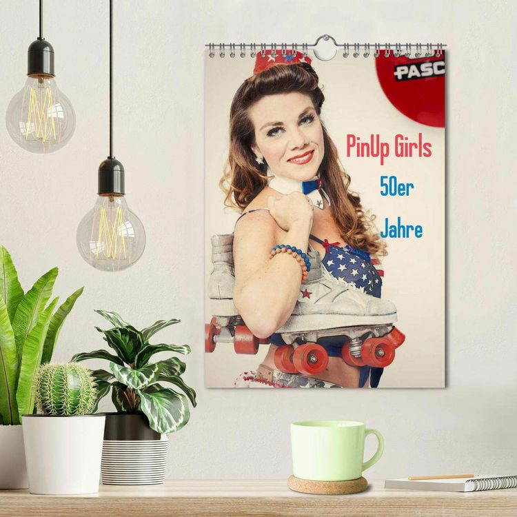Produktbild: PinUp Girls 50er Jahre (Wandkalender 2026 DIN A4 hoch), CALVENDO Monatskalender
