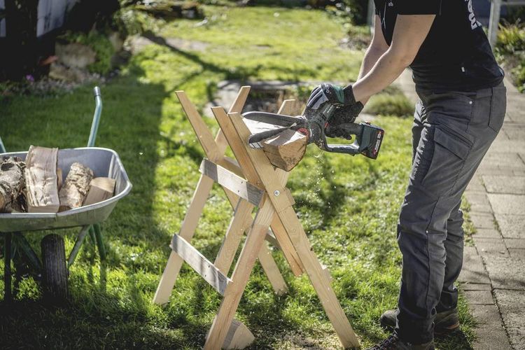 Produktbild: Metabo 600856850 Geh&ouml;lzs&auml;ge ohne Akku, ohne Ladeger&auml;t Schwertl&auml;nge 150mm