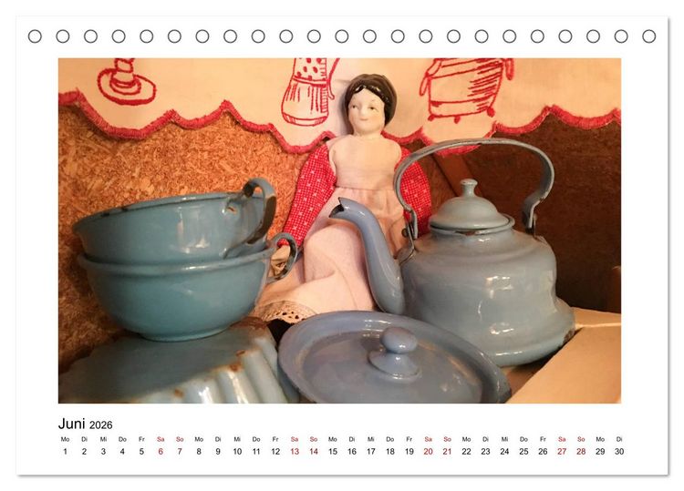 Produktbild: Altes Puppengeschirr (Tischkalender 2026 DIN A5 quer), CALVENDO Monatskalender