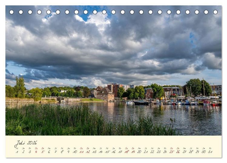 Produktbild: Kiel &ndash; Maritimes Flair im Wandel der Jahreszeiten (Tischkalender 2026 DIN A5 quer), CALVENDO Monatskalender
