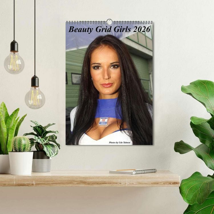 Produktbild: Beauty Grid Girls 2026 (Wandkalender 2026 DIN A3 hoch), CALVENDO Monatskalender