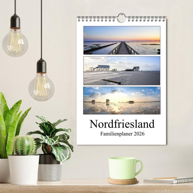 Produktbild: Nordfriesland - Familienplaner (Wandkalender 2026 DIN A4 hoch), CALVENDO Monatskalender