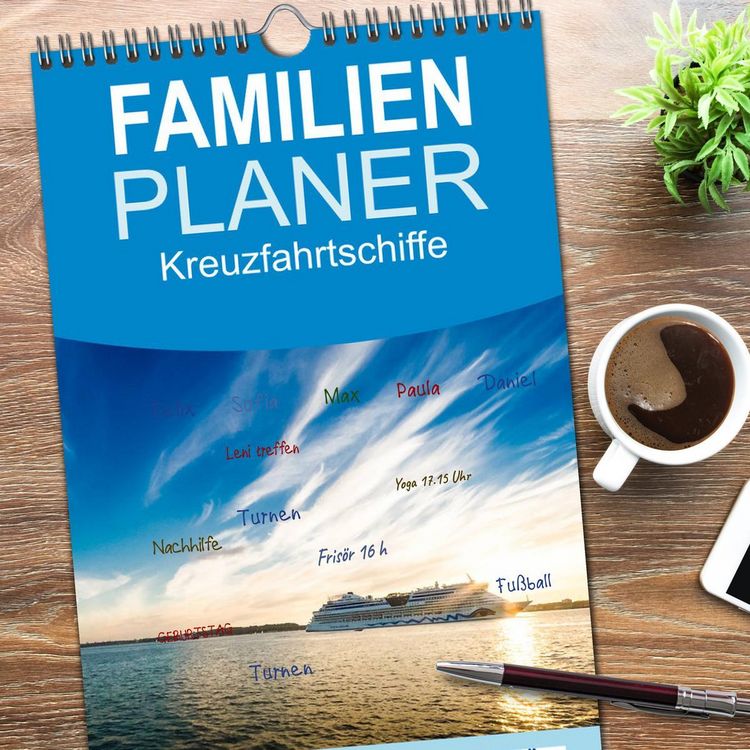 Produktbild: Familienplaner 2026 - Kreuzfahrtschiffe mit 5 Spalten (Wandkalender, 21 x 45 cm) CALVENDO