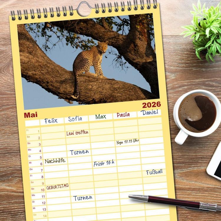 Produktbild: Familienplaner 2026 - Komm mit auf Safari! Botswana und S&uuml;dafrika mit 5 Spalten (Wandkalender, 21 x 45 cm) CALVENDO