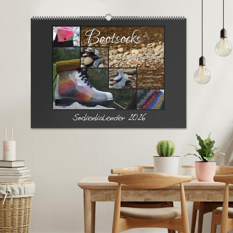 Produktbild: Sockenkalender Bootsocks 2026 (Wandkalender 2026 DIN A2 quer), CALVENDO Monatskalender