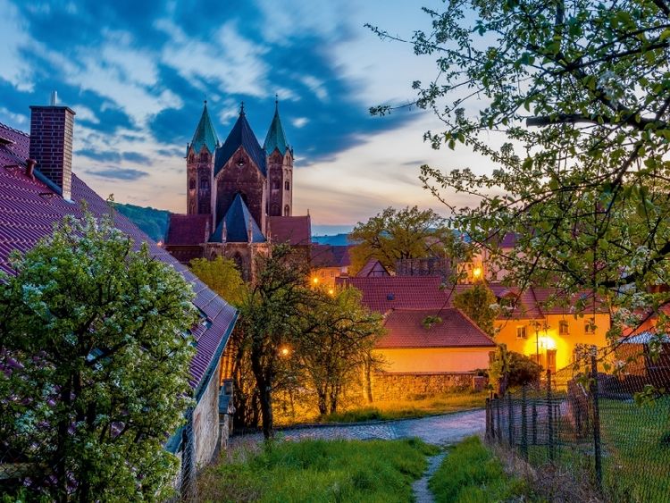 Produktbild: CALVENDO Puzzle Freyburg am Abend | 1000 Teile Lege-Gr&ouml;&szlig;e 64x48cm Foto-Puzzle f&uuml;r gl&uuml;ckliche Stunden