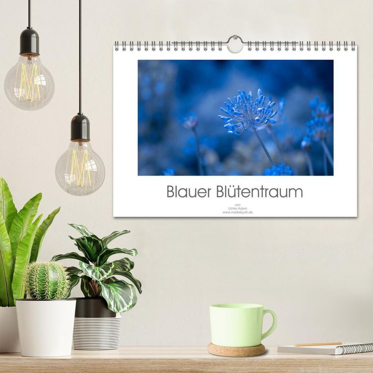 Produktbild: Blauer Bl&uuml;tentraum (Wandkalender 2026 DIN A4 quer), CALVENDO Monatskalender