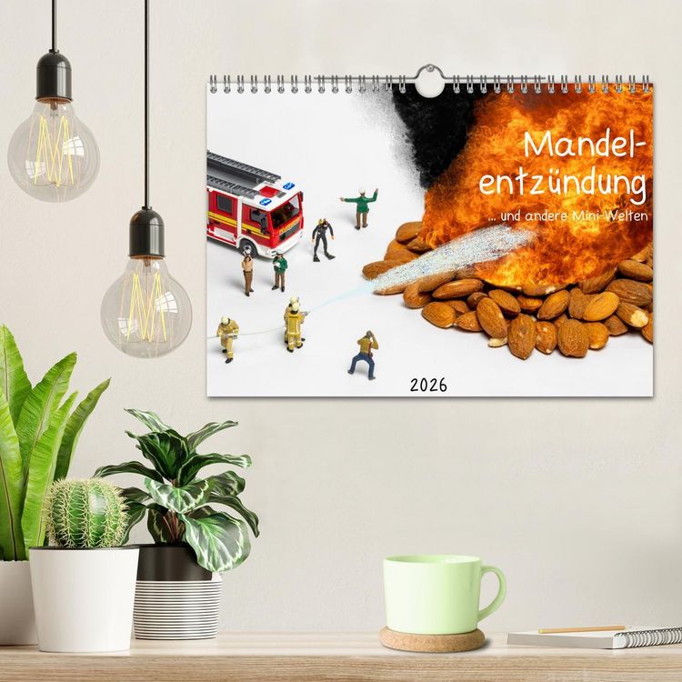 Produktbild: Mandelentz&uuml;ndung ... und andere Mini-Welten (Wandkalender 2026 DIN A4 quer), CALVENDO Monatskalender