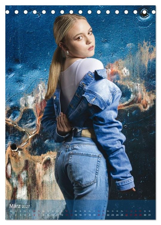 Produktbild: Hailie - Blond in Jeans (Tischkalender 2027 DIN A5 hoch), CALVENDO Monatskalender