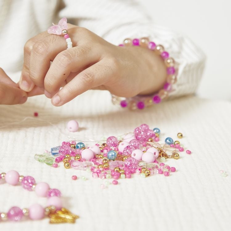Produktbild: Feenschmuck &ndash; Magisches Bastelset f&uuml;r kreative Kinder (6 Schmuckst&uuml;cke)