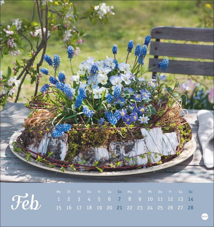 Produktbild: Herzliche Blumengr&uuml;&szlig;e Postkartenkalender 2027