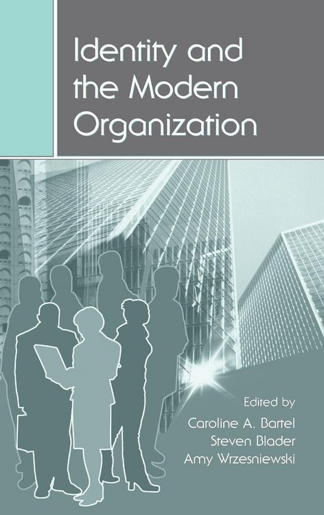 Produktbild: Identity and the Modern Organization