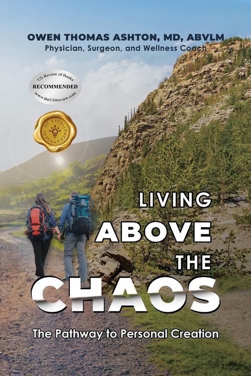 Produktbild: Living Above the Chaos