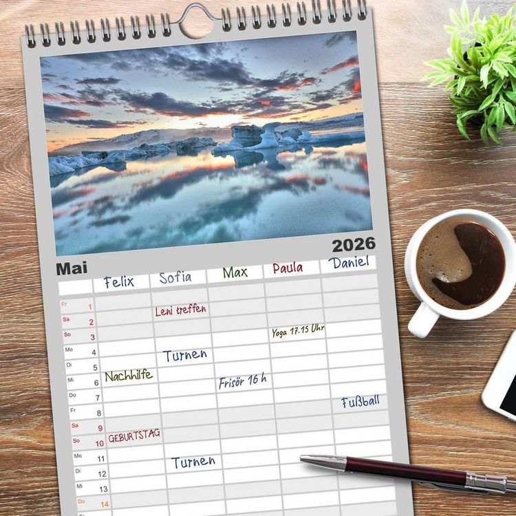 Produktbild: Familienplaner 2026 - Island - Traumland am Rande der Arktis mit 5 Spalten (Wandkalender, 21 x 45 cm) CALVENDO