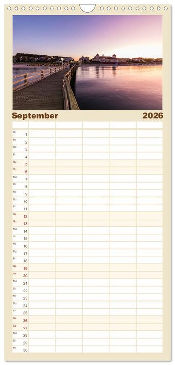 Produktbild: Familienplaner 2026 - OSTSEEK&Uuml;STE Sehnsuchtsorte in Mecklenburg-Vorpommern mit 5 Spalten (Wandkalender, 21 x 45 cm) CALVENDO