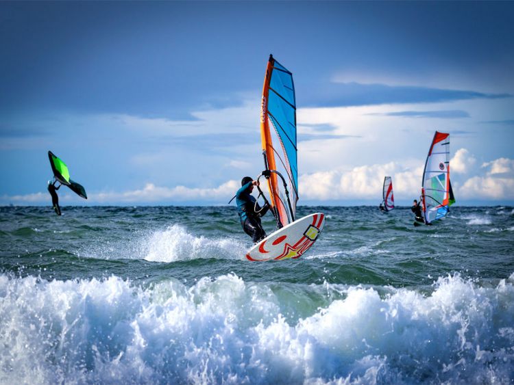 Produktbild: CALVENDO Puzzle Teamsurfen auf Fehmarn | 1000 Teile Lege-Gr&ouml;&szlig;e 64x48cm Foto-Puzzle f&uuml;r gl&uuml;ckliche Stunden