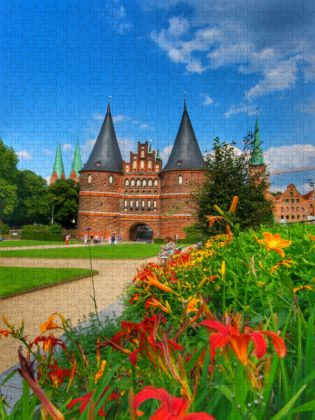 Produktbild: CALVENDO Puzzle Schleswig-Holstein, Hansestadt L&uuml;beck | 1000 Teile Lege-Gr&ouml;&szlig;e 64x48cm Foto-Puzzle f&uuml;r gl&uuml;ckliche Stunden