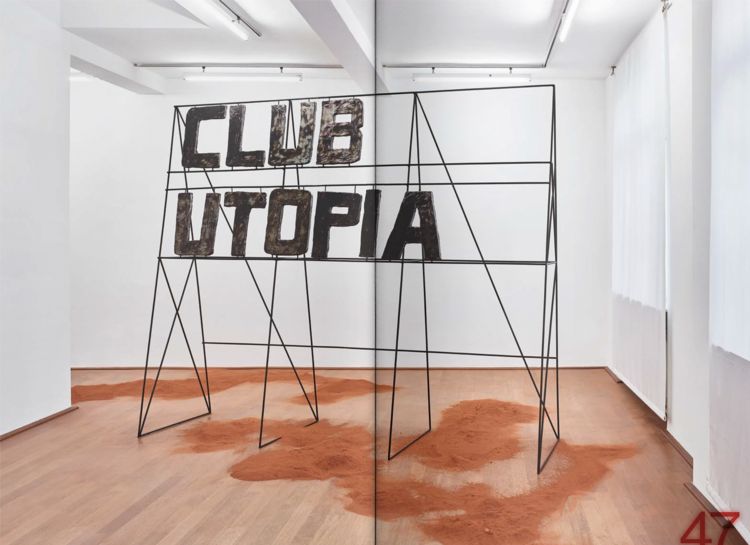 Produktbild: Lisa Seebach. This Building Is a Body [Club Utopia]