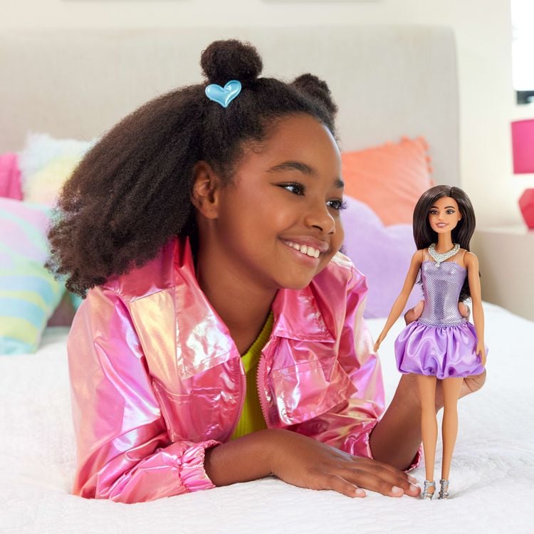 Produktbild: Barbie Fashionista Puppe im Paillettenkleid mit Satinrock