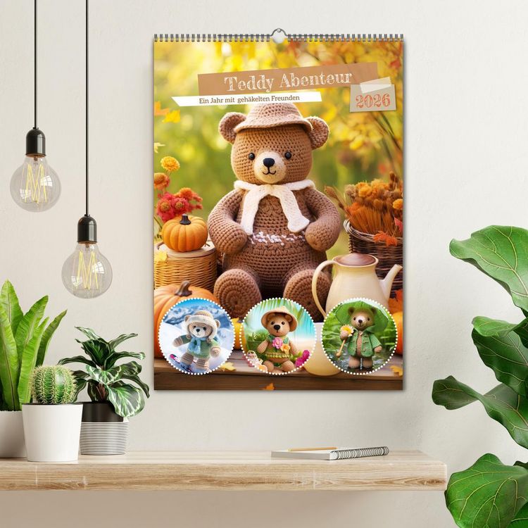 Produktbild: Teddy Abenteur - Ein Jahr mit geh&auml;kelten Freunden (Wandkalender 2026 DIN A2 hoch), CALVENDO Monatskalender