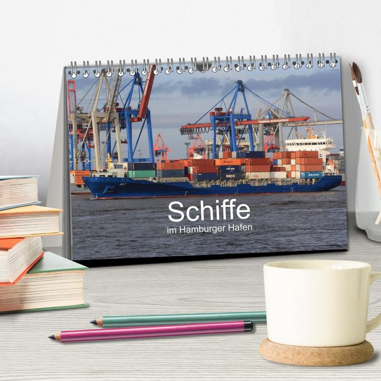 Produktbild: Schiffe im Hamburger Hafen (Tischkalender 2026 DIN A5 quer), CALVENDO Monatskalender