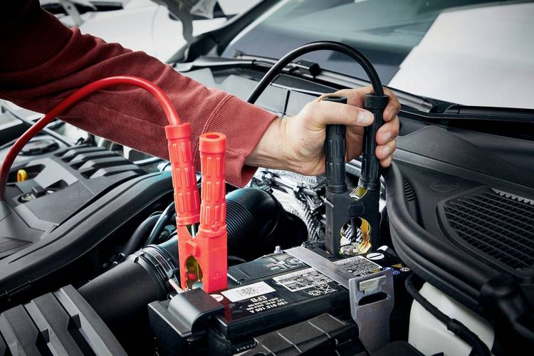 Produktbild: Osram Automotive BATTERYstart STARTER CABLE 300A Starthilfekabel 16 mm&sup2; Aluminium (kupferbeschichtet) 3 m mit Kunststoffzangen