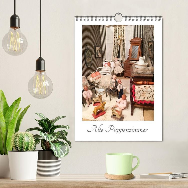 Produktbild: Alte Puppenzimmer (Wandkalender 2026 DIN A4 hoch), CALVENDO Monatskalender
