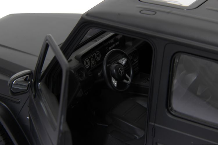 Produktbild: Jamara Mercedes-Benz AMG G63 1:14 schwarz 2,4GHz A