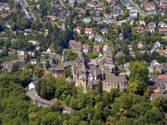 Produktbild: CALVENDO Puzzle Schlo&szlig; Braunfels | 1000 Teile Lege-Gr&ouml;&szlig;e 64x48cm Foto-Puzzle f&uuml;r gl&uuml;ckliche Stunden