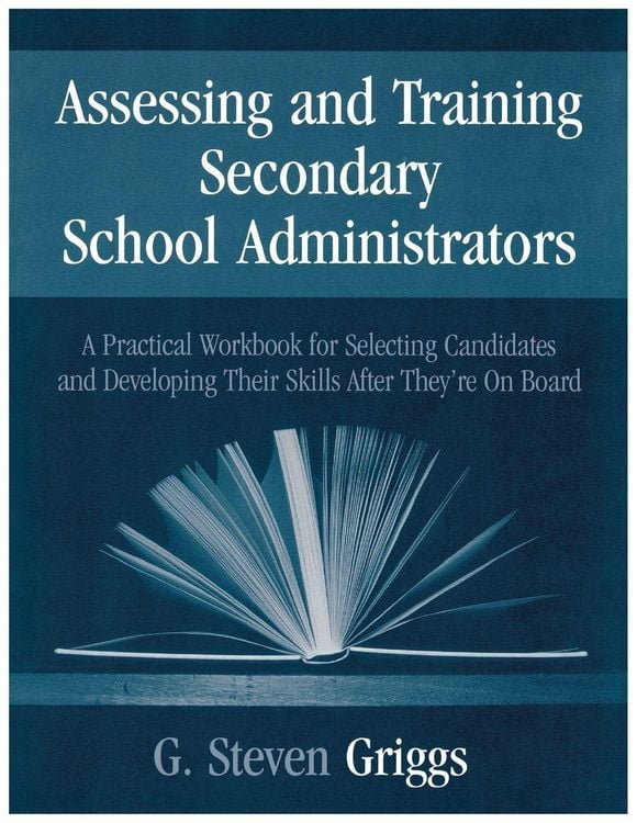 Produktbild: Assessing and Training Secondary School Administrators
