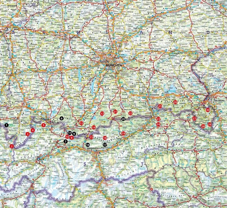 Produktbild: ROTHER Wanderbuch H&uuml;ttentouren Bayerische Alpen mit angrenzendem Tirol. 30 Touren f&uuml;r 2-4 Tage