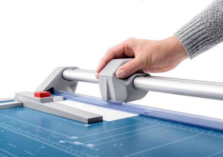 Produktbild: DAHLE&reg; Roll- und Schnitt-Schneidemaschine 552 Generation 3