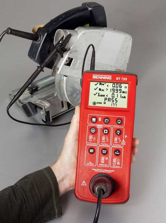Produktbild: Benning ST 725 Ger&auml;tetester VDE-Norm 0701-0702