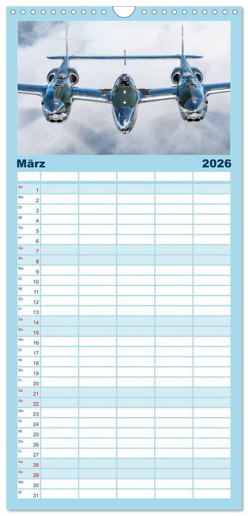 Produktbild: Familienplaner 2026 - Fliegende Legenden - Warbirds mit 5 Spalten (Wandkalender, 21 x 45 cm) CALVENDO