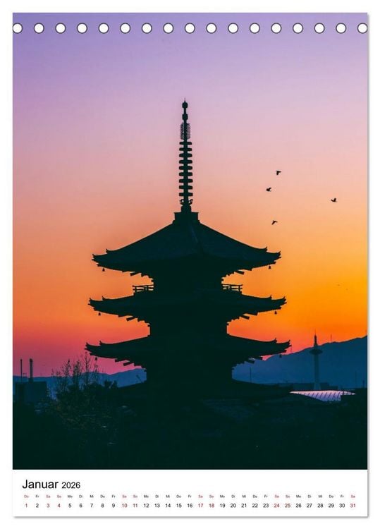Produktbild: Japan - Moderne trifft auf Tradition. (Tischkalender 2026 DIN A5 hoch), CALVENDO Monatskalender