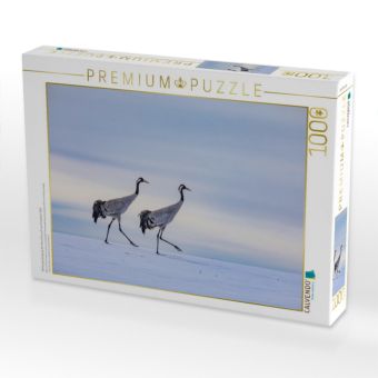 Produktbild: CALVENDO Puzzle Winterspaziergang der Kraniche auf verschneitem Feld | 1000 Teile Lege-Gr&ouml;&szlig;e 64x48cm Foto-Puzzle f&uuml;r gl&uuml;ckliche Stunden