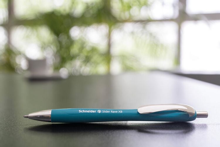 Produktbild: Schneider Kugelschreiber Slider Rave teal, Mine Slider 755 XB blau