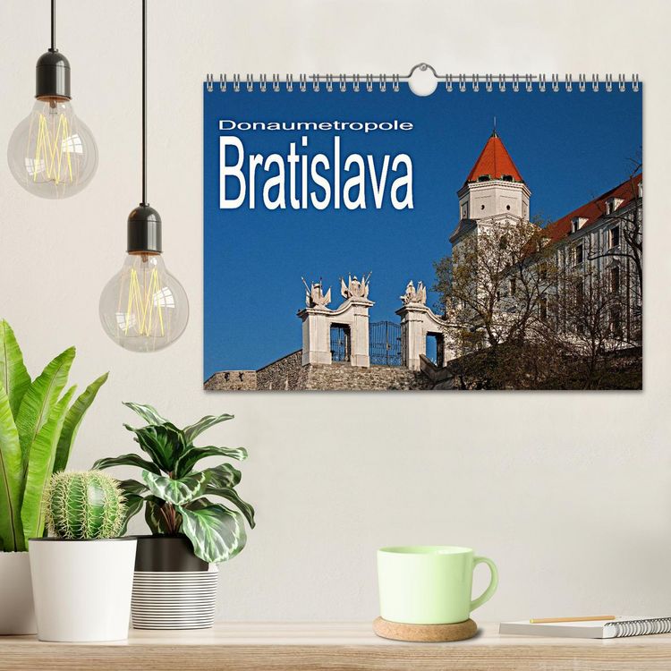 Produktbild: Donaumetropole Bratislava (Wandkalender 2026 DIN A4 quer), CALVENDO Monatskalender