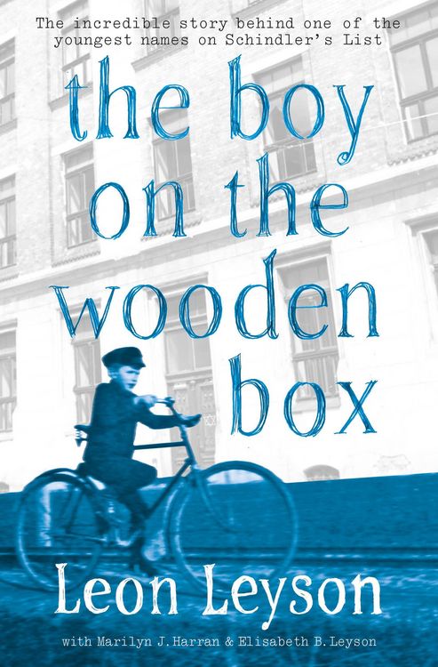 Produktbild: The Boy on the Wooden Box