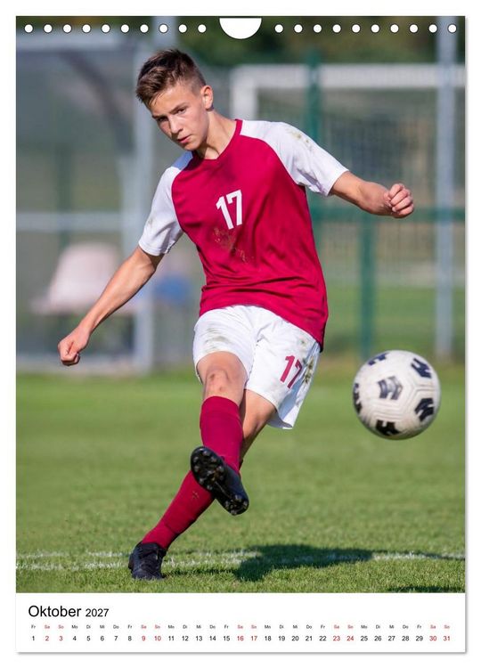 Produktbild: Am Ball Junior - Junge Kicker - Gro&szlig;e Momente (Wandkalender 2027 DIN A4 hoch), CALVENDO Monatskalender