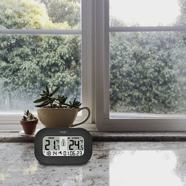 Produktbild: TFA Dostmann Funk-Thermometer COOL@HOME Funk-Thermometer digital Schwarz 30.3046.01
