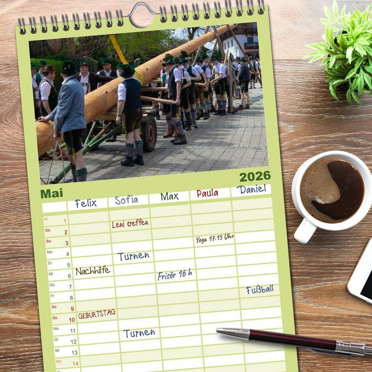 Produktbild: Familienplaner 2026 - Maibaum aufstellen mit 5 Spalten (Wandkalender, 21 x 45 cm) CALVENDO