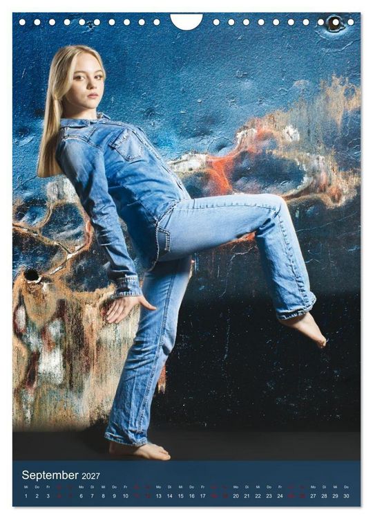 Produktbild: Hailie - Blond in Jeans (Wandkalender 2027 DIN A4 hoch), CALVENDO Monatskalender