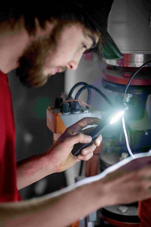 Produktbild: Ledlenser W2 Work LED Arbeitsleuchte batteriebetrieben 160lm 20h 65g