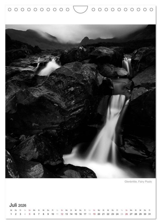 Produktbild: Isle of Skye - Langzeitbelichtungen in Schwarzwei&szlig; (Wandkalender 2026 DIN A4 hoch), CALVENDO Monatskalender