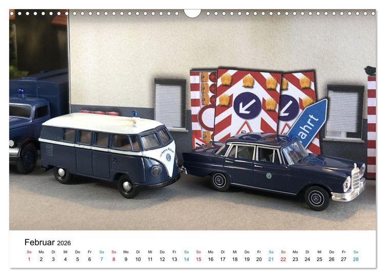 Produktbild: Polizeimodelle im Einsatz (Wandkalender 2026 DIN A3 quer), CALVENDO Monatskalender
