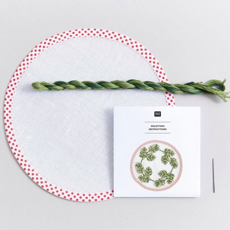 Produktbild: Stickpackung Gez&auml;hlter Kreuzstich, RunderUntersetzer,Tannenzweige