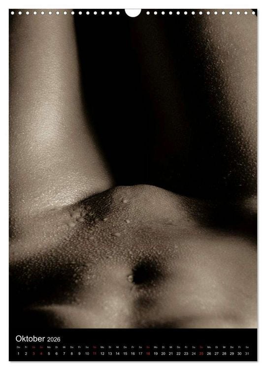 Produktbild: WET AND WILD GIRLS CALENDAR (Wandkalender 2026 DIN A3 hoch), CALVENDO Monatskalender