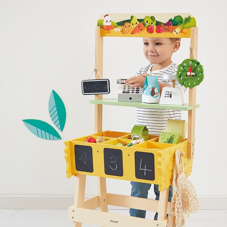 Produktbild: Holz-Kaufmannsladen &sbquo;Farm Market&lsquo; mit 30+ Zubeh&ouml;rteilen &ndash; Rollenspielzeug ab 3 Jahren